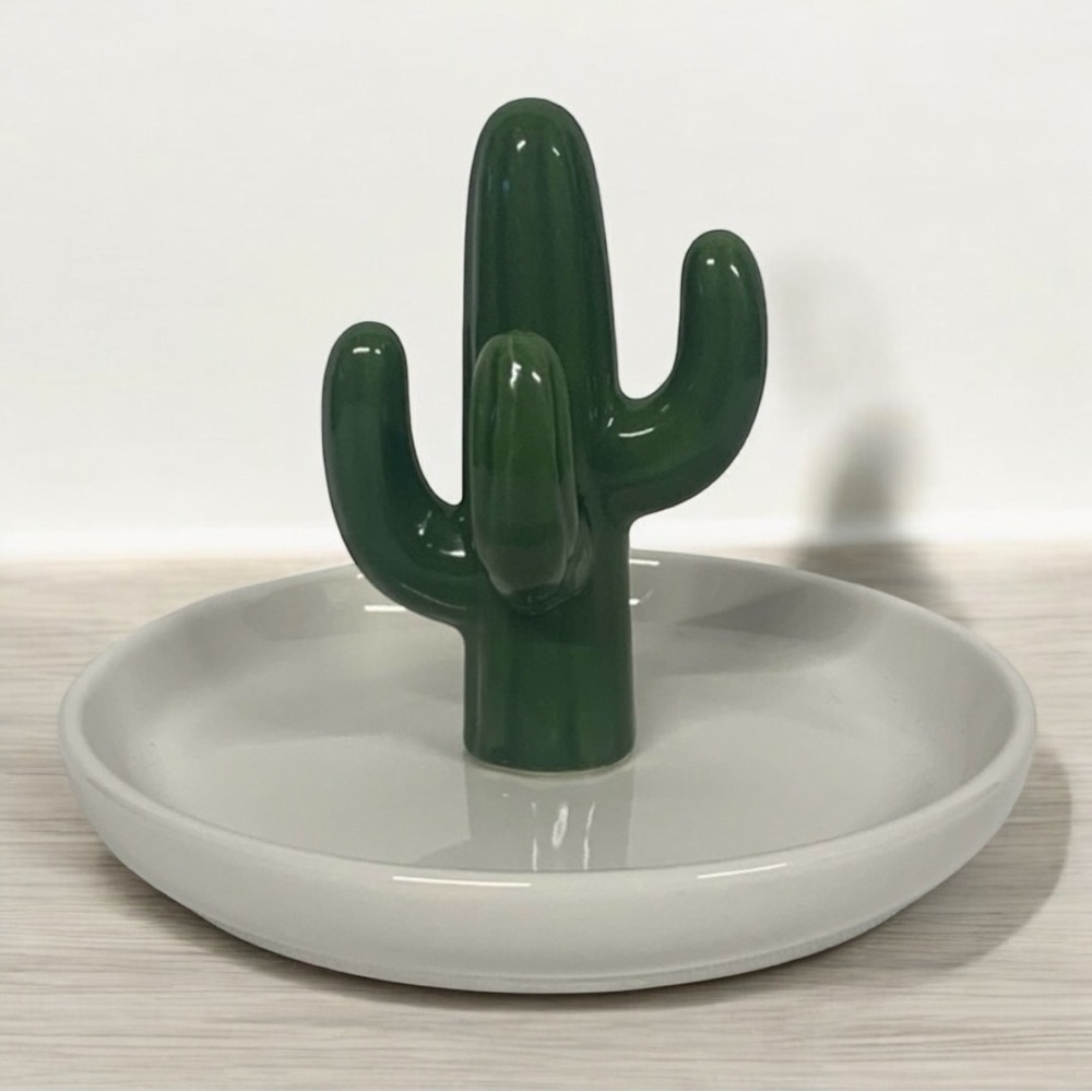 ⚪️Ceramic Cactus Ring/ Trinket Dish
